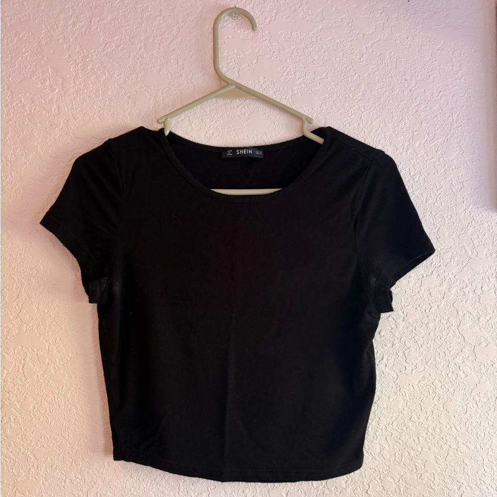 SHEIN Classic Black Crop Top